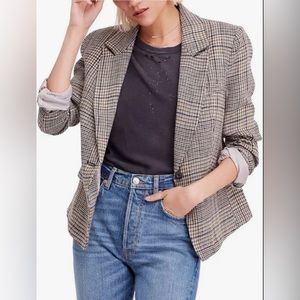 FREE PEOPLE linen blazer size xs (can fit small)